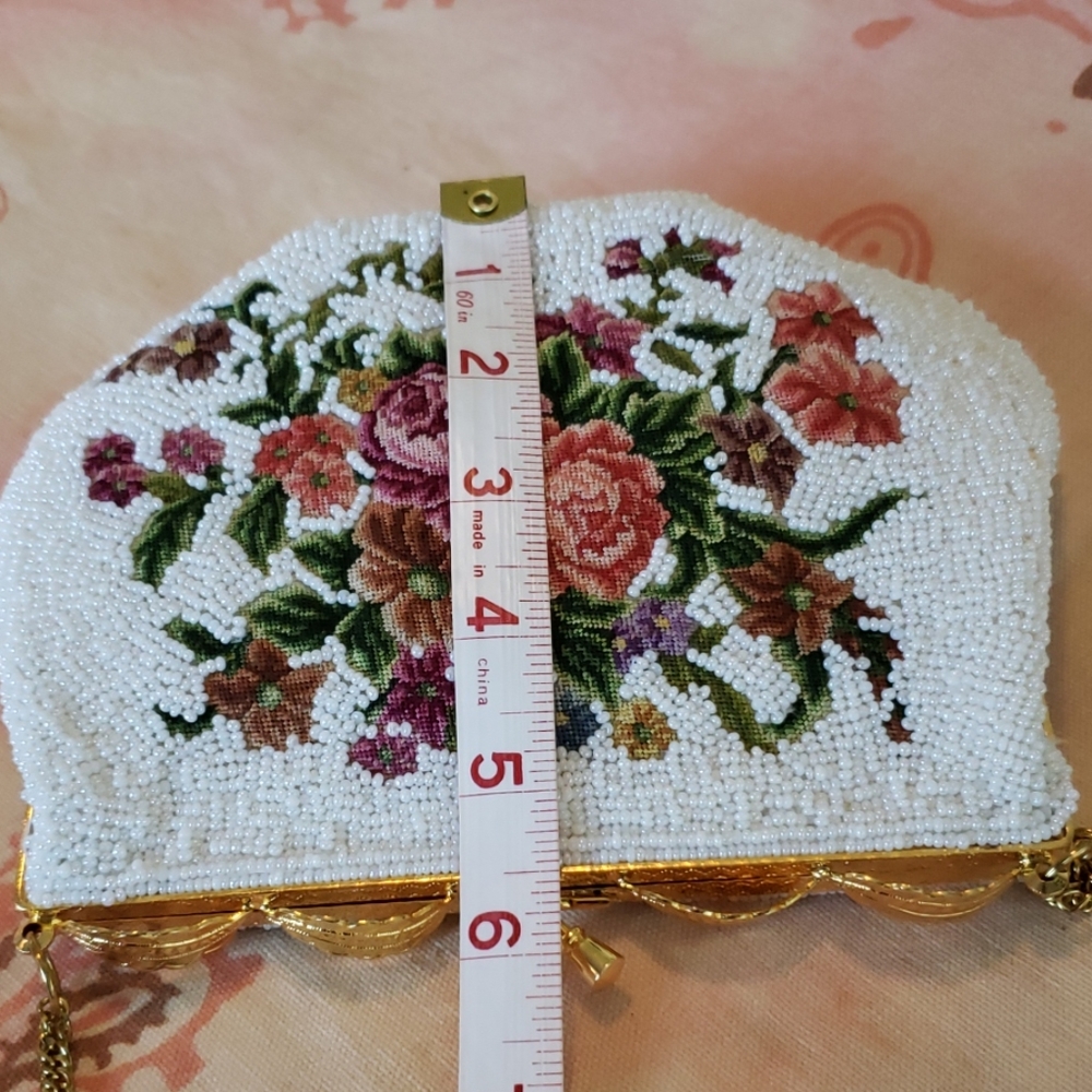 Vintage Beaded Flowers Needlepoint Purse. Gold - Picture 7 of 8